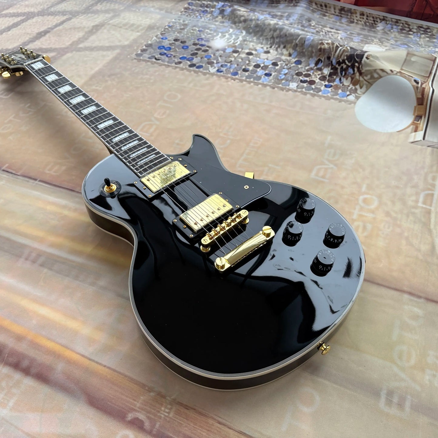 Les Paul Custom Guitar Black Beauty,Gold Hardware Black Gloss Solid Mahogany Body 22 Frets